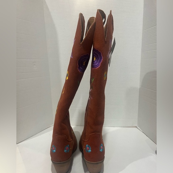 Dingo Flower Power Suede Embroidered Western Boots Womens Size 9.5 NEW! - Picture 8 of 13